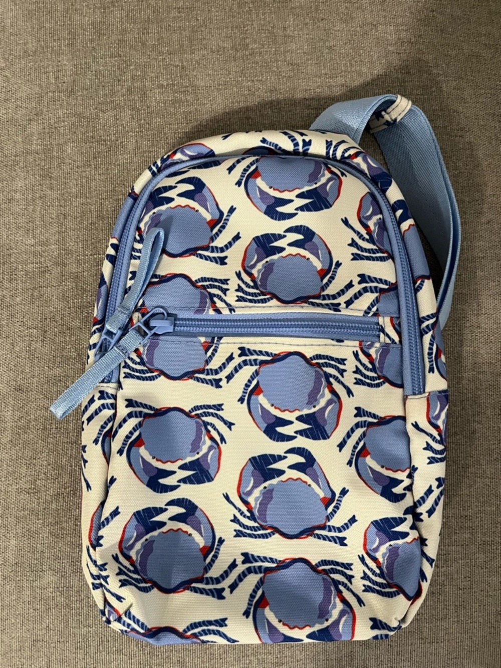 Vera Bradley Sling Backpack NWOT in Feeling Crabby